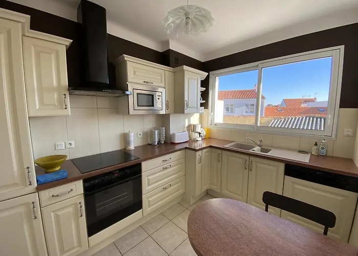 Le Petit Ampere - Proche